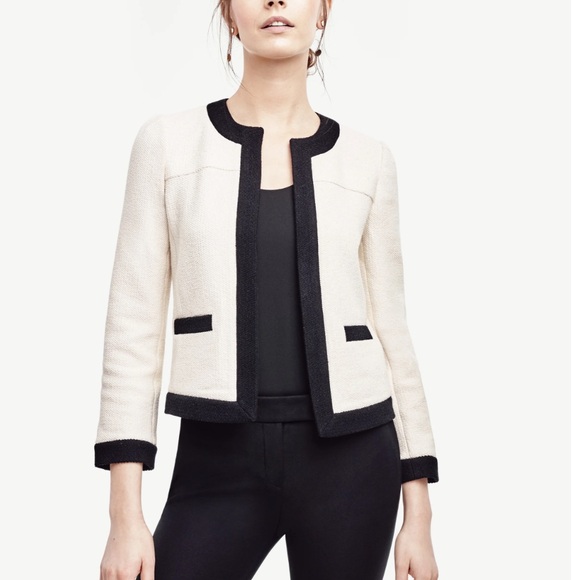 Ann Taylor Jackets & Blazers - Ann Taylor Cream Black Trim Blazer XS Extra Small